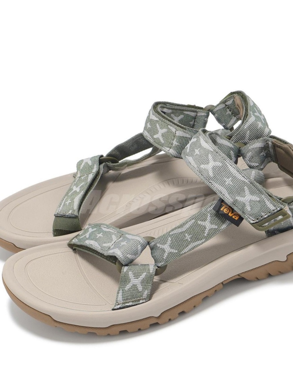 NWT Teva Men’s Hurricane XLT2 Sandals
